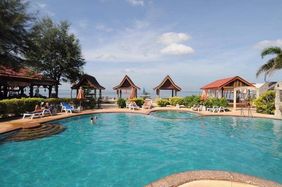 プルクロム ランタ ゲストハウス Ko Lanta エクステリア 写真