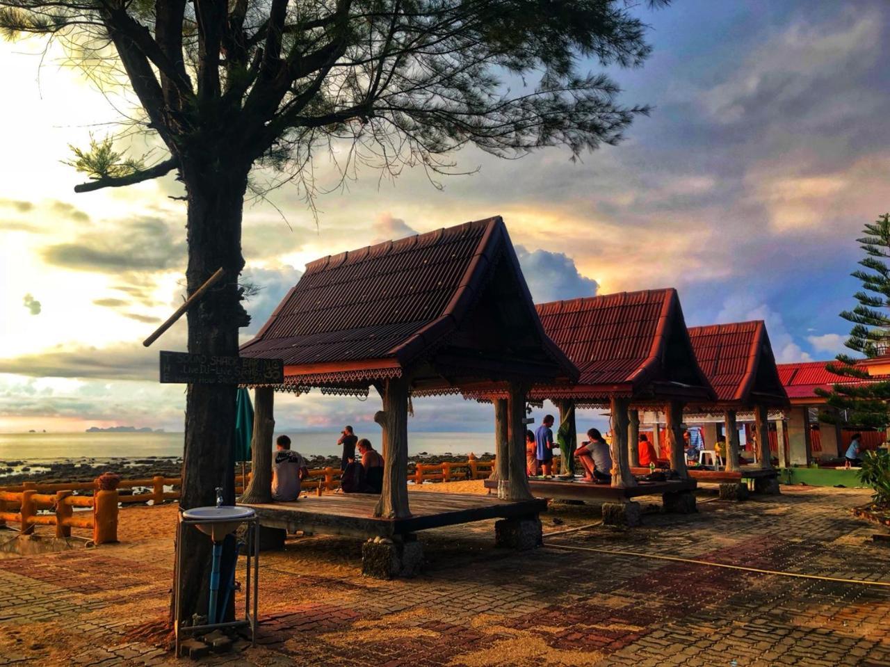 プルクロム ランタ ゲストハウス Ko Lanta エクステリア 写真
